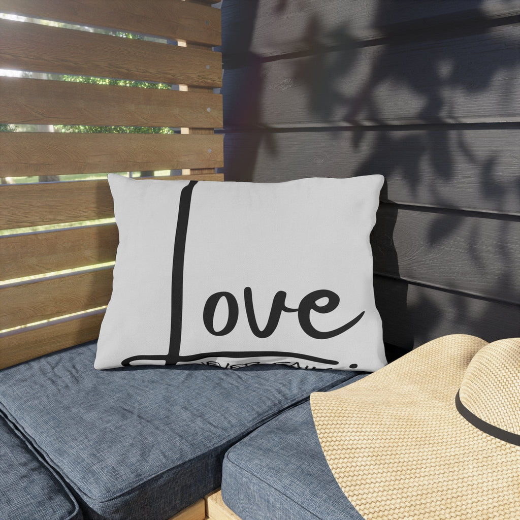 Decorative Throw Pillow Cover - Love Never Fails