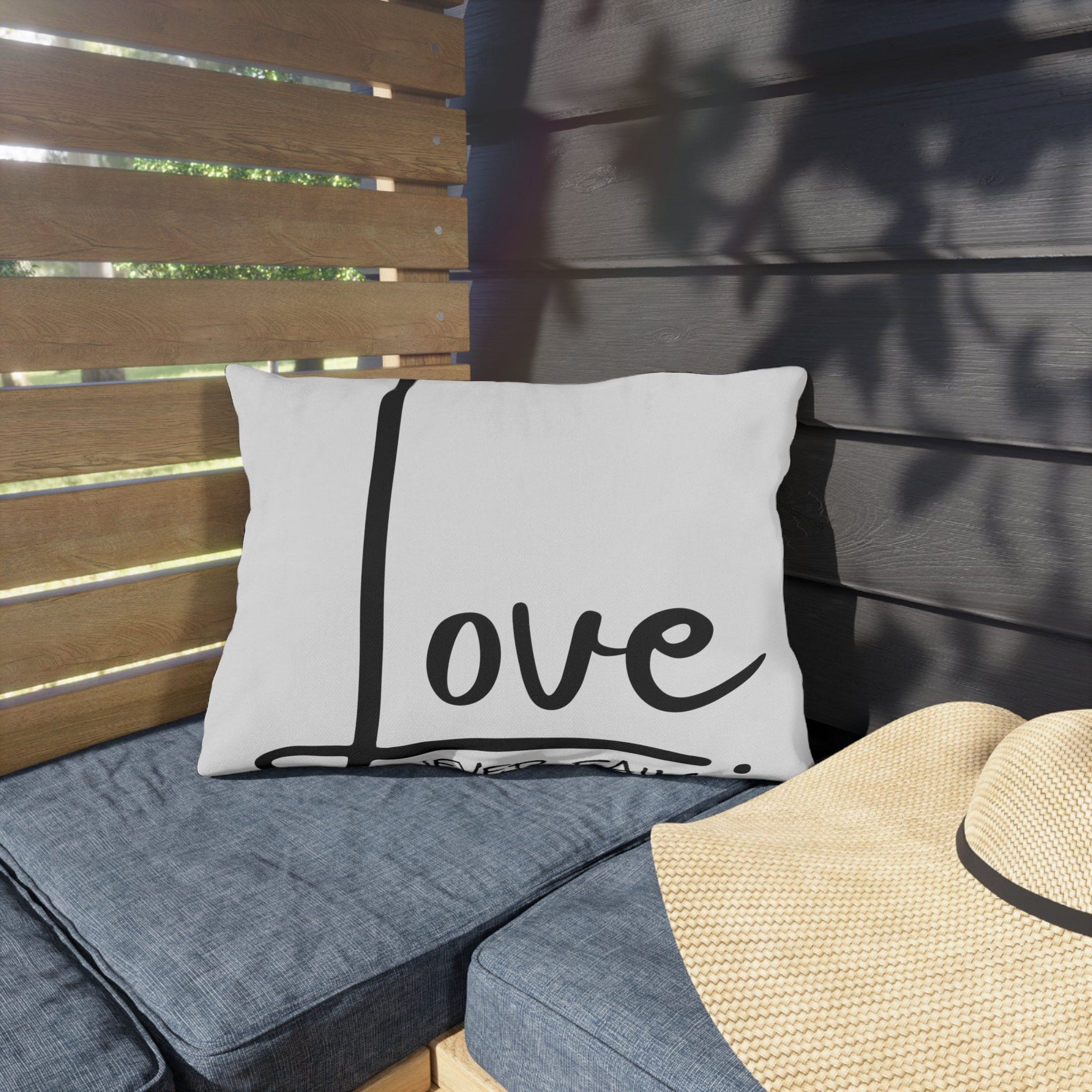 Decorative Throw Pillow Cover - Love Never Fails
